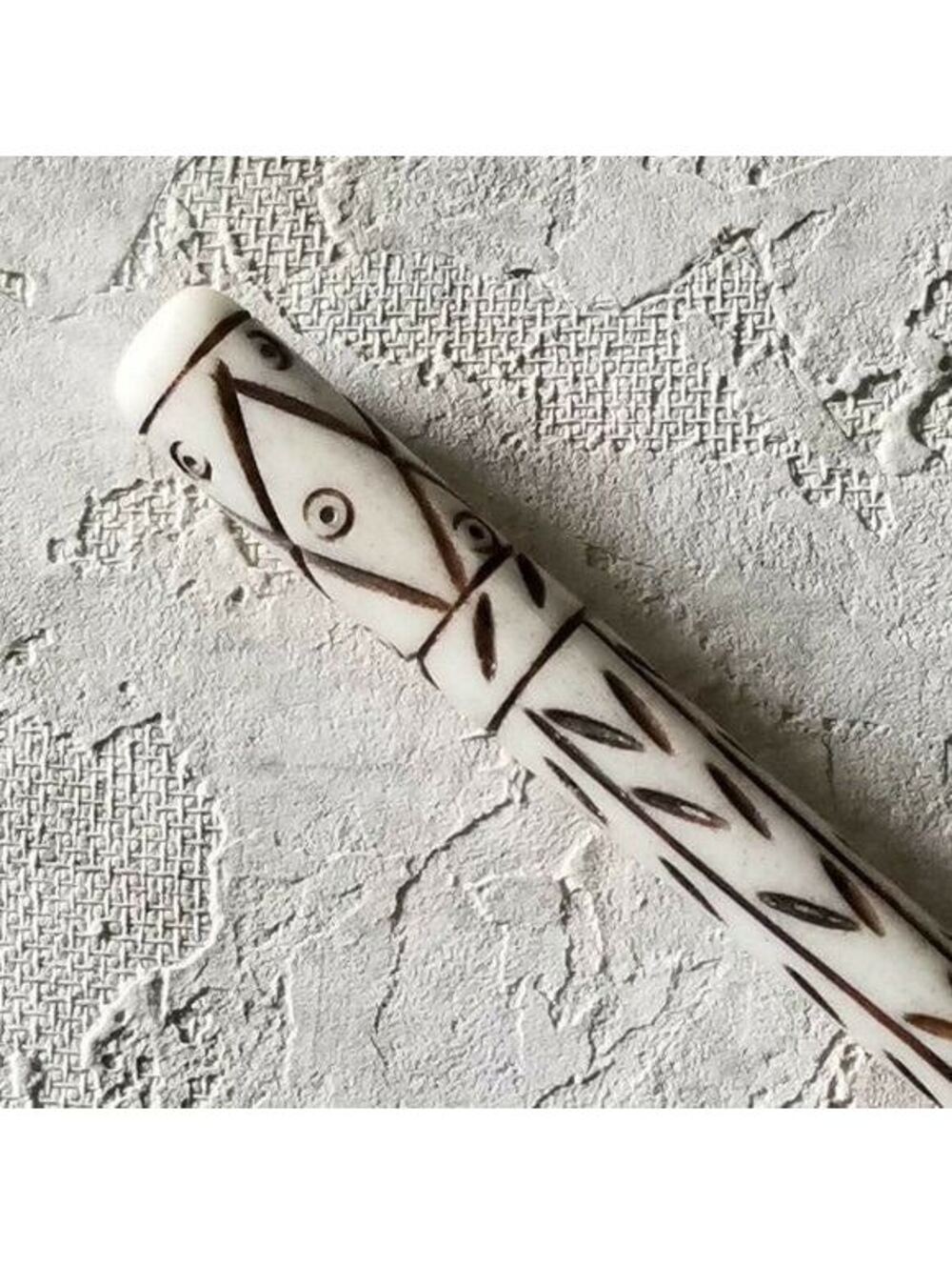 Hand Carved India Cream and Dark Brown Tribal Buffalo Bone Hair Stick